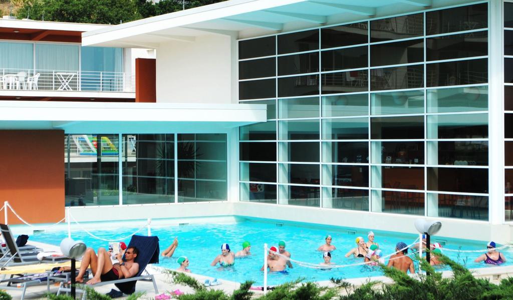 Sporting Club Resort Praia a Mare Extérieur photo